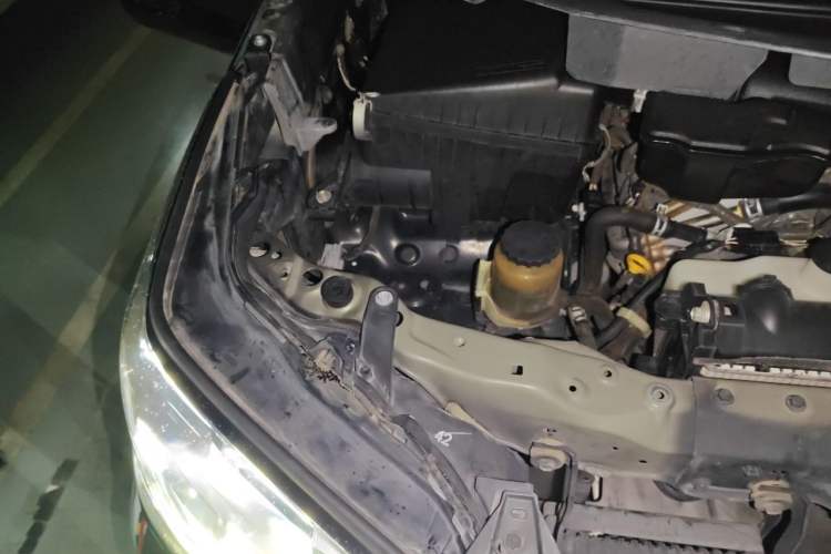 Used Lexus LX 2019 570 Prestige Luxury Edition Engine Bay Right