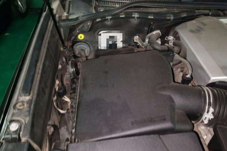 Used Lexus LX 2019 570 Dynamic Luxury Edition Engine Bay Right