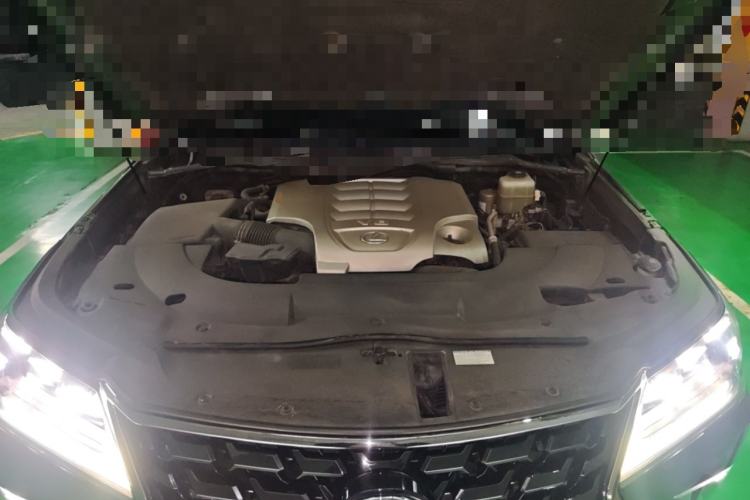 Used Lexus LX 2019 570 Dynamic Luxury Edition Engine Bay