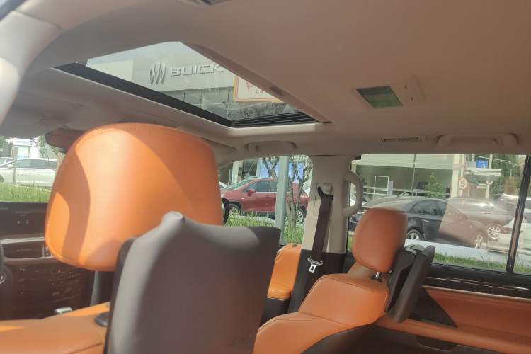 Used Lexus LX 2019 570 Dynamic Luxury Edition Headliner
