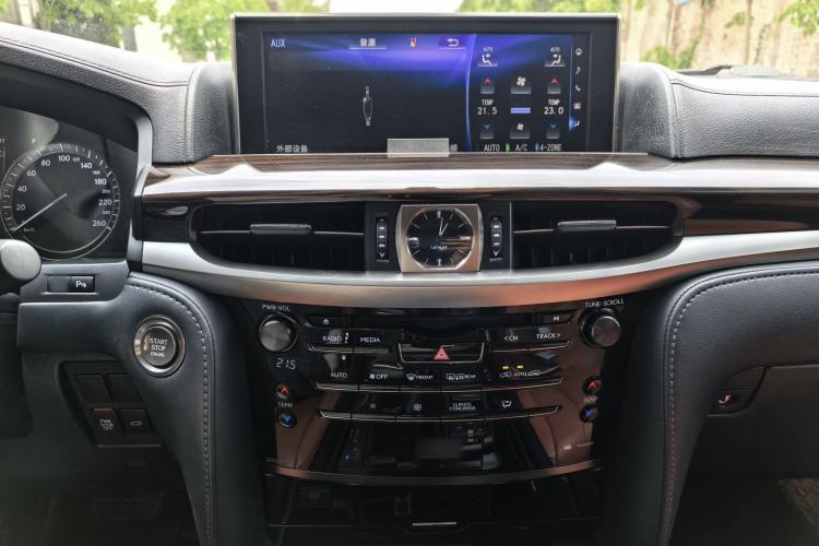 Used Lexus LX 2019 570 Dynamic Luxury Edition Interior 2