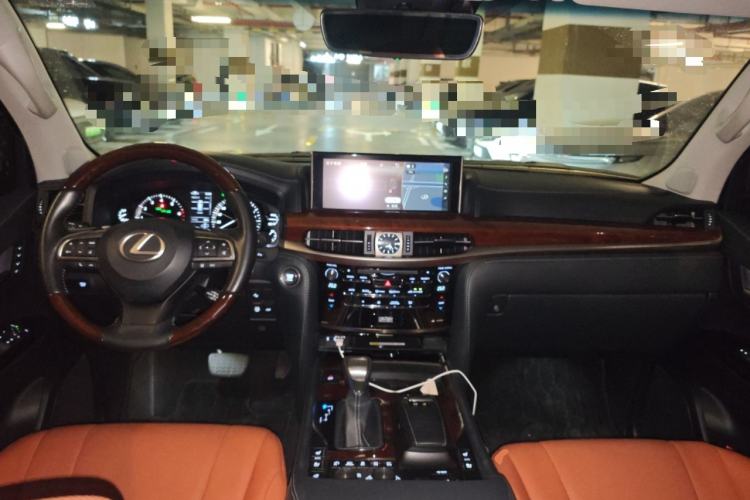 Used Lexus LX 2019 570 Prestige Luxury Edition Interior 2