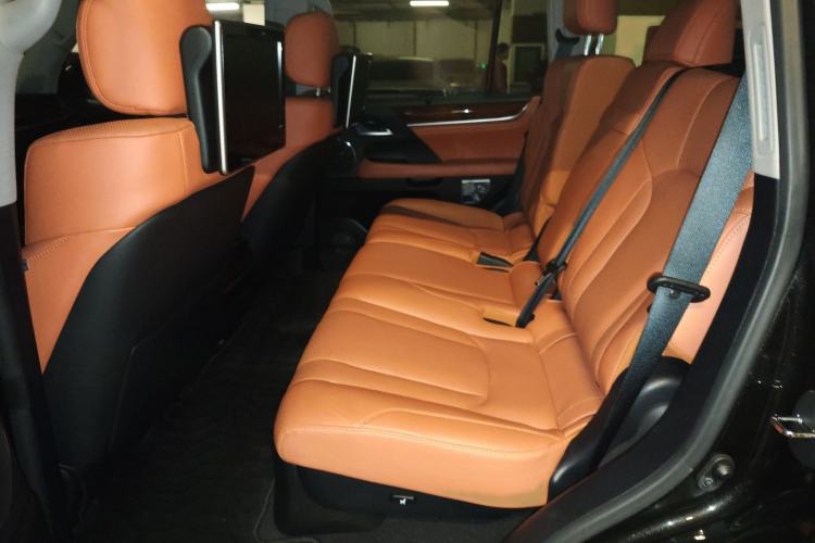 Used Lexus LX 2019 570 Prestige Luxury Edition Interior 4