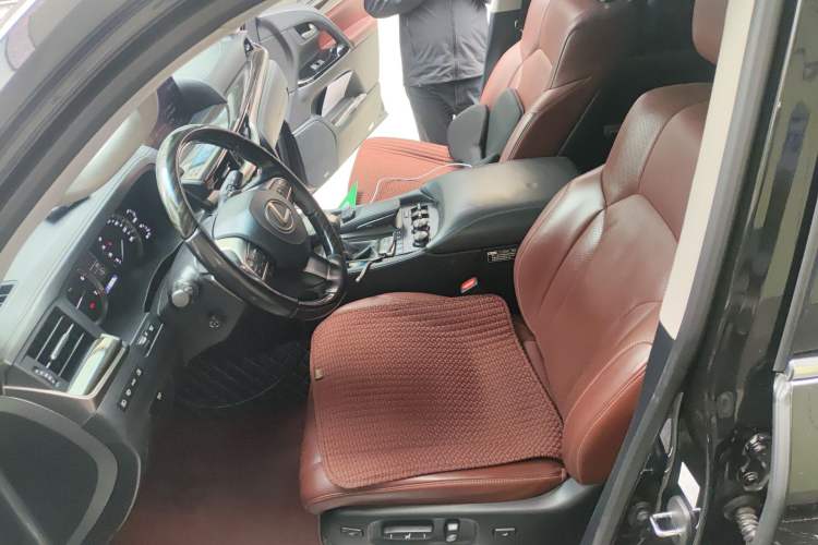 Used Lexus LX 2019 570 Prestige Luxury Edition Left Front Seat