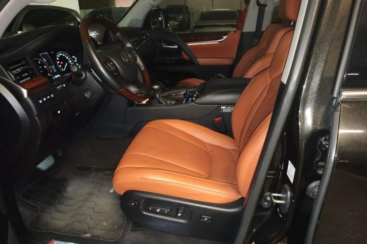 Used Lexus LX 2019 570 Prestige Luxury Edition Left Front Seat