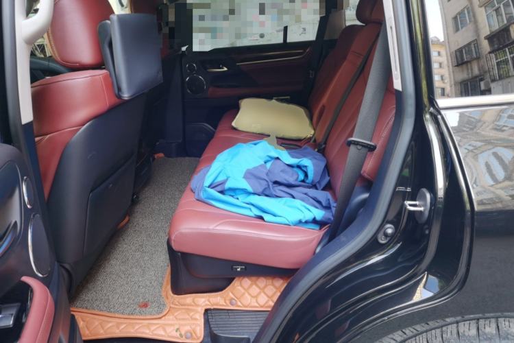 Used Lexus LX 2019 570 Dynamic Luxury Edition Left Rear Seat