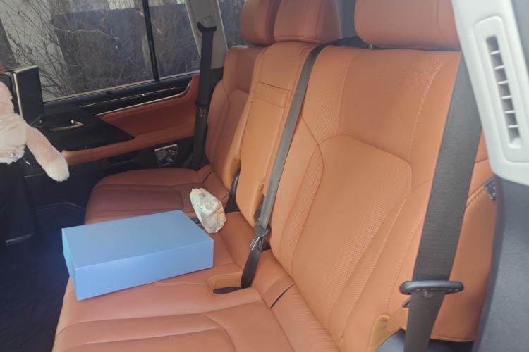 Used Lexus LX 2019 570 Dynamic Luxury Edition Left Rear Seat