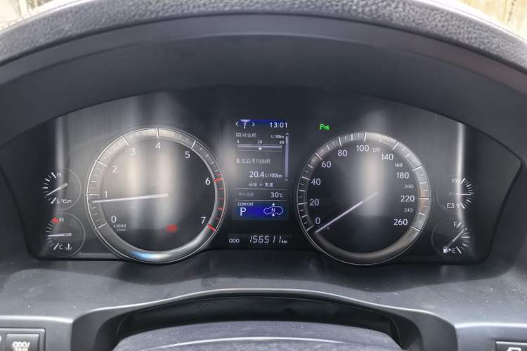 Used Lexus LX 2019 570 Dynamic Luxury Edition Odometer Close Up