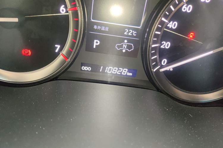 Used Lexus LX 2019 570 Prestige Luxury Edition Odometer Close Up