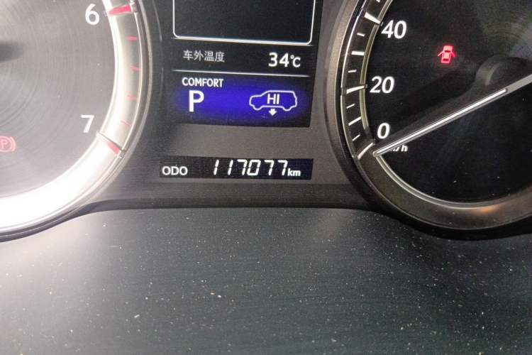 Used Lexus LX 2019 570 Prestige Luxury Edition Odometer Close Up