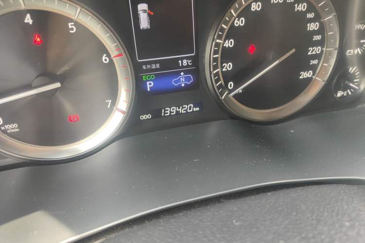 Used Lexus LX 2019 570 Dynamic Luxury Edition Odometer Close Up