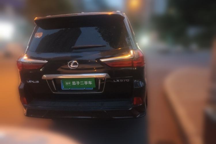 Used Lexus LX 2019 570 Dynamic Luxury Edition Rear