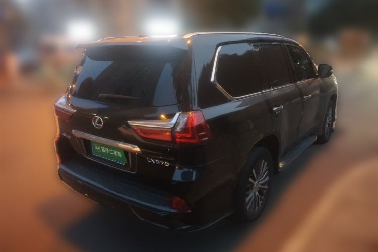 Used Lexus LX 2019 570 Dynamic Luxury Edition Rear Right 45 Deg
