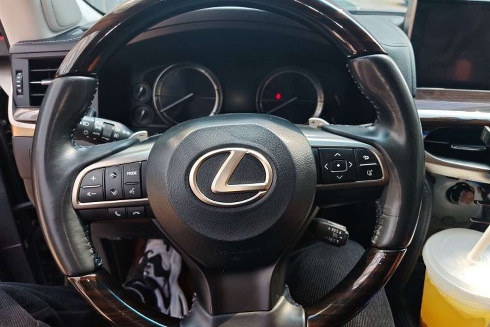 Used Lexus LX 2019 570 Dynamic Luxury Edition Steering Wheel