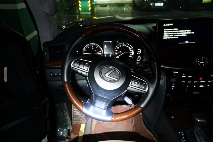 Used Lexus LX 2019 570 Dynamic Luxury Edition Steering Wheel