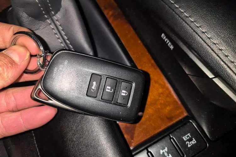 Used Lexus LX 2019 570 Prestige Luxury Edition Vehicle Key