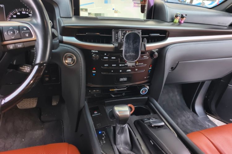 Used Lexus LX 2019 570 Prestige Luxury Edition Audio And AC Panel