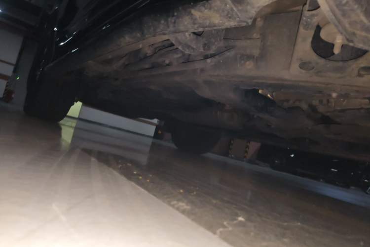 Used Lexus LX 2019 570 Eight-Seater Platinum Edition – Middle East Chassis Front Right