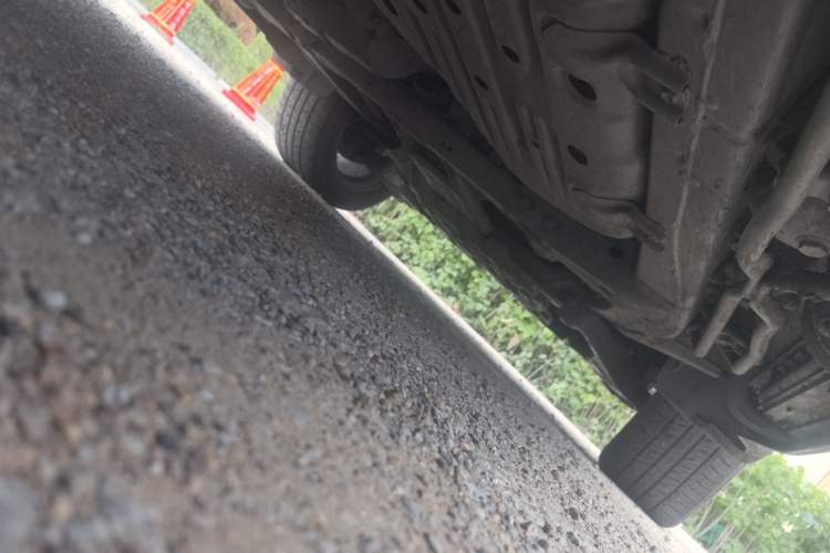 Used Lexus LX  Chassis Rear Right