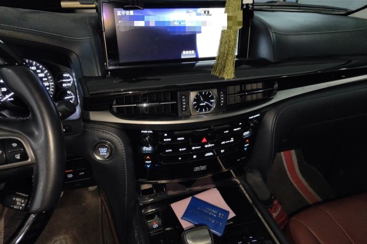 Used Lexus LX 2019 570 Dynamic Luxury Edition Audio And AC Panel
