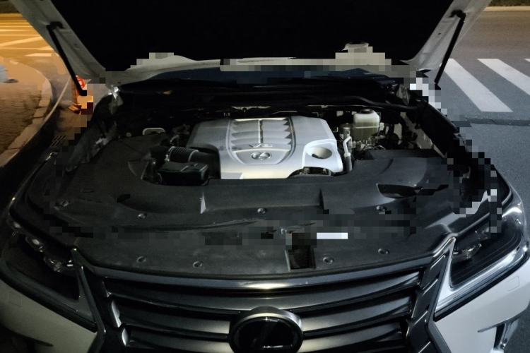 Used Lexus LX 2019 570 Prestige Luxury Edition Engine Bay