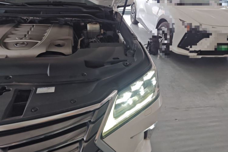 Used Lexus LX 2019 570 Prestige Luxury Edition Engine Bay Left
