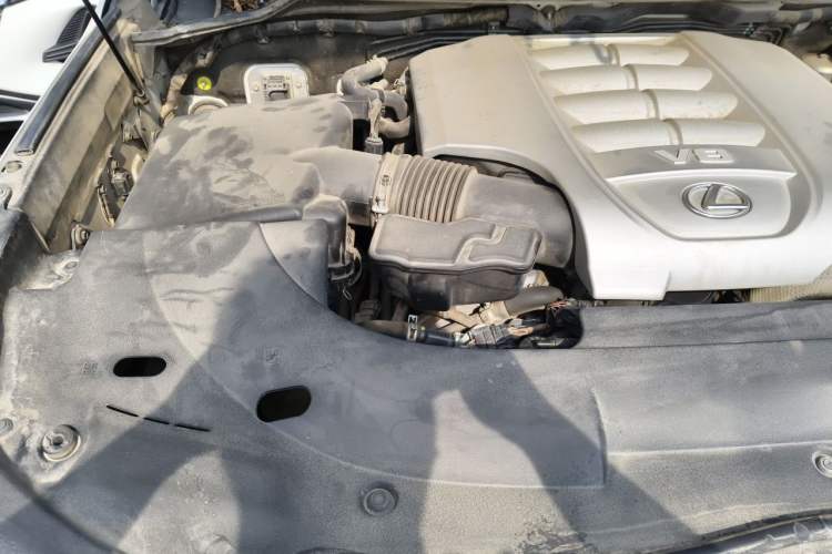 Used Lexus LX 2019 570 Prestige Luxury Edition Engine Bay Right