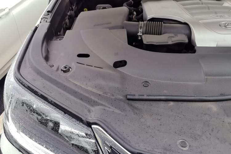Used Lexus LX 2019 570 Prestige Luxury Edition Engine Bay Right