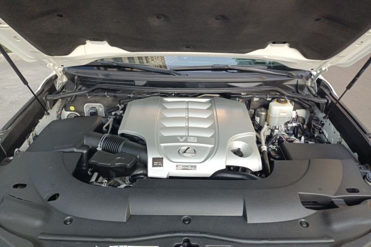 Used Lexus LX 2019 570 Peak Special Edition Engine Bay