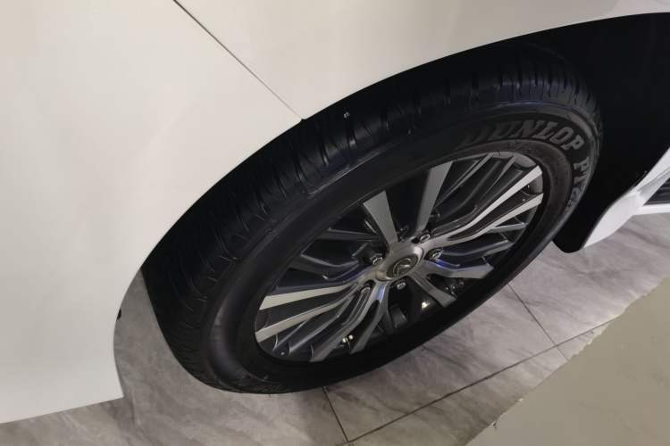 Used Lexus LX 2019 570 Dynamic Luxury Edition Exterior 7
