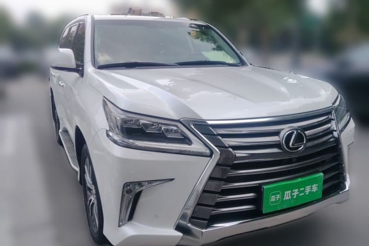 Used Lexus LX 2019 570 Dynamic Luxury Edition Front Right 45 Deg