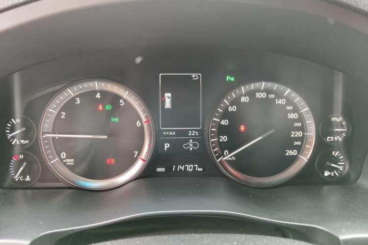 Used Lexus LX  Instrument Cluster