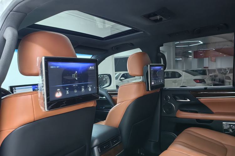 Used Lexus LX 2019 570 Dynamic Luxury Edition Interior 7