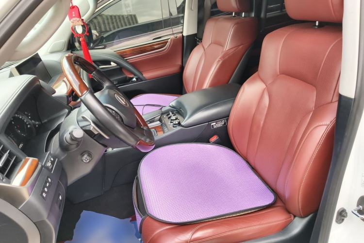 Used Lexus LX  Left Front Seat
