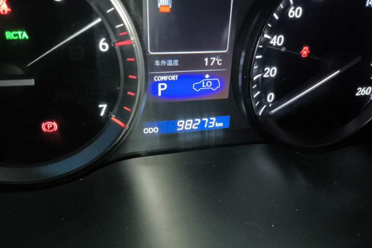 Used Lexus LX 2019 570 Prestige Luxury Edition Odometer Close Up