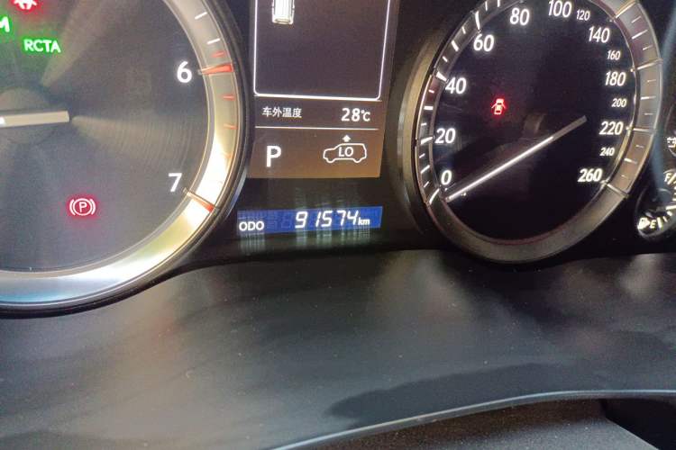 Used Lexus LX 2019 570 Peak Special Edition Odometer Close Up