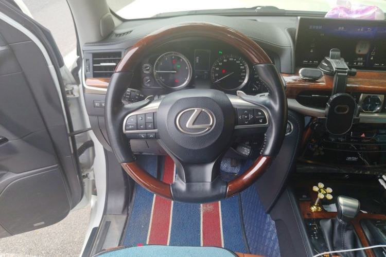 Used Lexus LX 2019 570 Dynamic Luxury Edition Steering Wheel