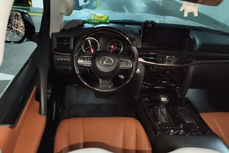 Used Lexus LX 2019 570 Dynamic Luxury Edition Steering Wheel