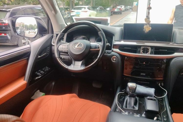 Used Lexus LX 2019 570 Dynamic Luxury Edition Steering Wheel