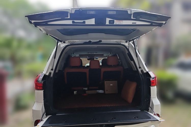 Used Lexus LX 2019 570 Peak Special Edition Trunk