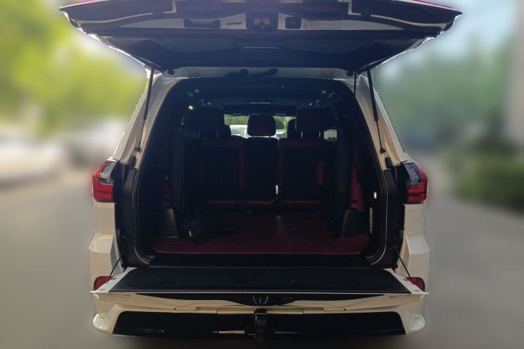 Used Lexus LX 2019 570 Peak Special Edition Trunk