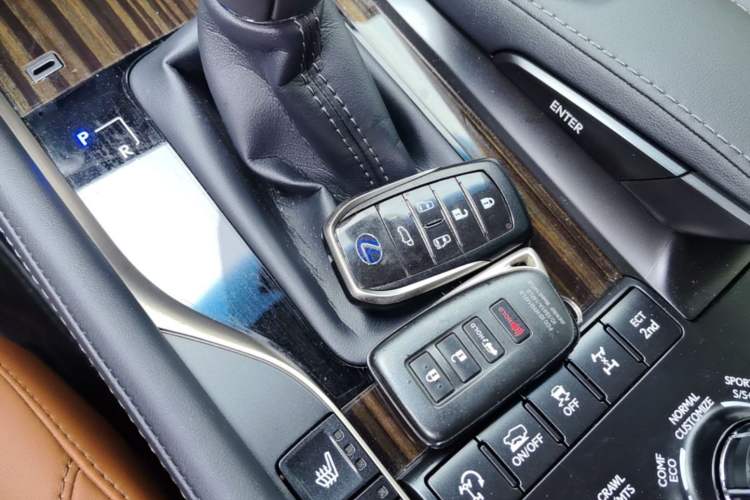 Used Lexus LX 2019 570 Prestige Luxury Edition Vehicle Key