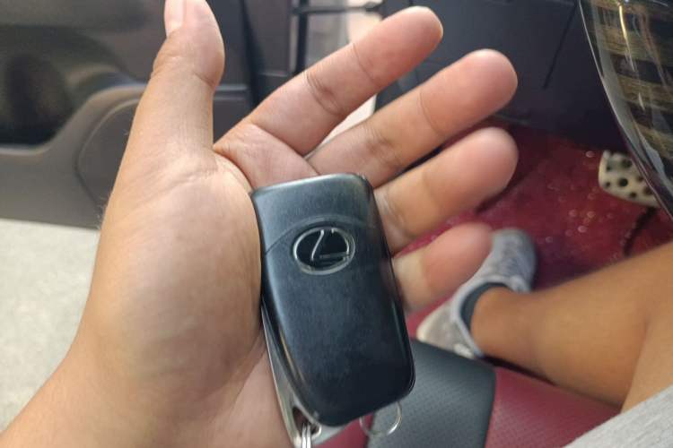 Used Lexus LX 2019 570 Peak Special Edition Vehicle Key