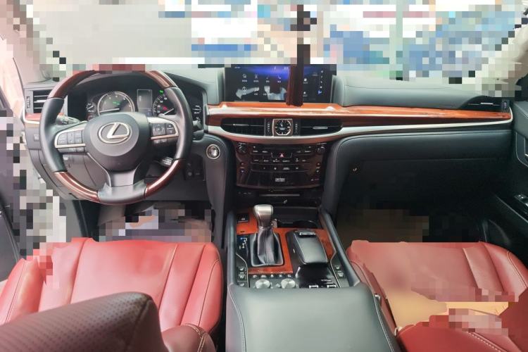 Used Lexus LX  Center Console