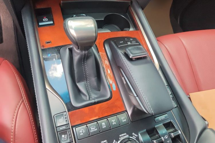 Used Lexus LX  Gear Lever
