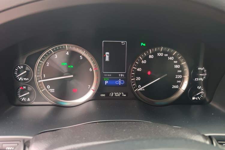 Used Lexus LX  Instrument Cluster