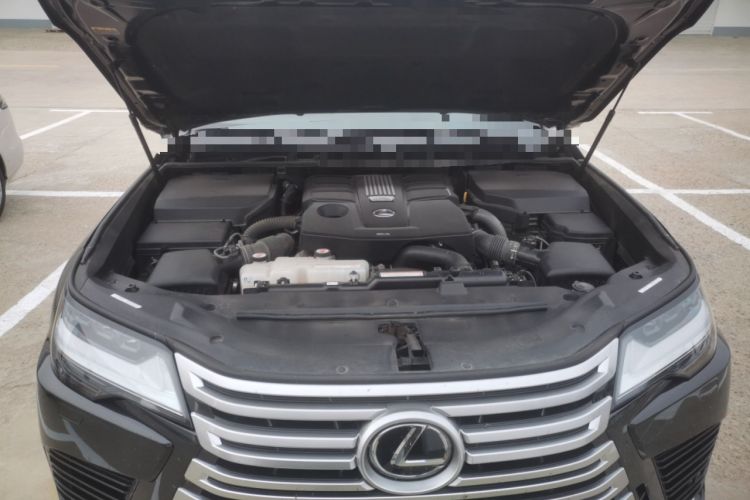 Used Lexus LX 2022 LX600 Ultra Luxury 4-Seat U.S. Specification Engine Bay