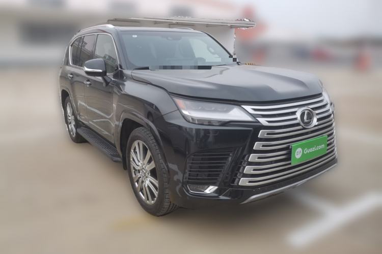 Used Lexus LX 2022 LX600 Ultra Luxury 4-Seat U.S. Specification Front Right 45 Deg