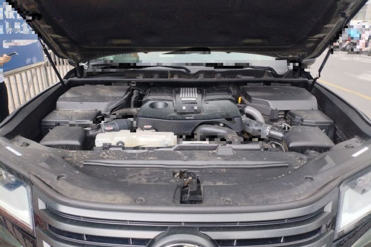 Used Lexus LX  Engine Bay