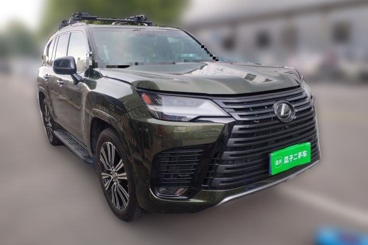 Used Lexus LX  Front Right 45 Deg